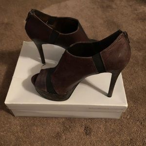 Black and dark brown 9B Jessica Simpson